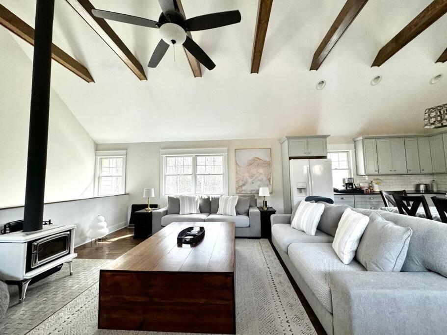 The Cove Retreat- Hot Tub/Screened Porch/Game Room Lake Lure Exterior foto