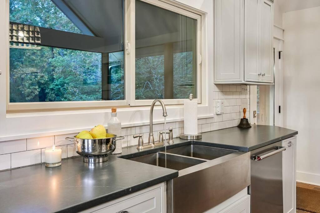 The Cove Retreat- Hot Tub/Screened Porch/Game Room Lake Lure Exterior foto